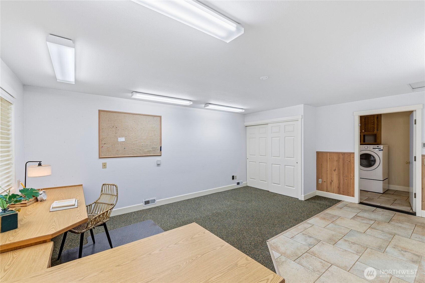 2513 29th Street Anacortes, WA 98221 - Photo 28 of 40