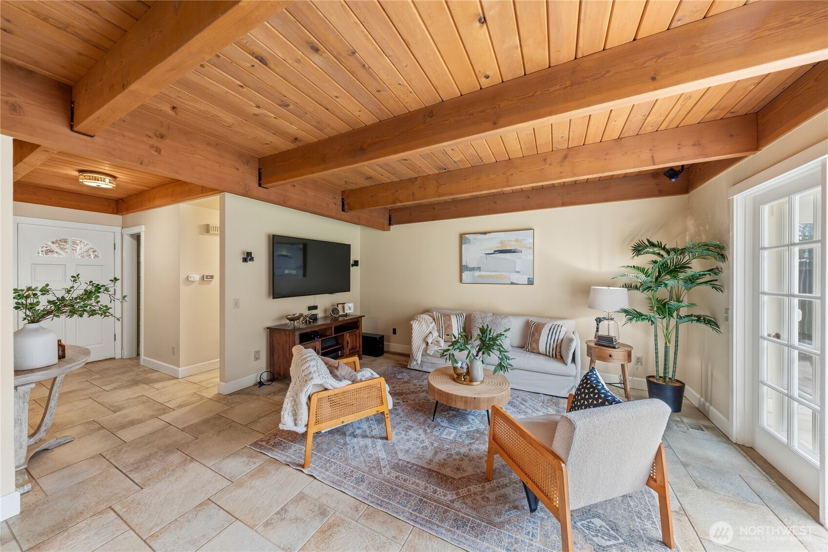 2513 29th Street Anacortes, WA 98221 - Photo 6 of 40