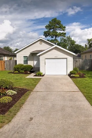 $1,450 | 11727 Greenglen Drive, Houston, TX 77044