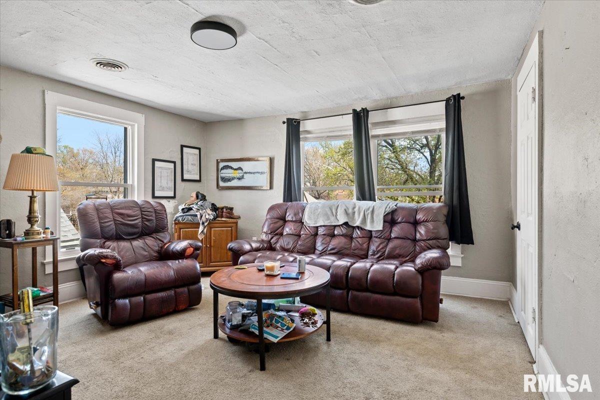 1901 South Spring Street Springfield, IL 62704 - Photo 16 of 21