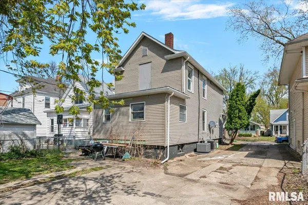 $109,900 | 1901 South Spring Street, Springfield, IL 62704