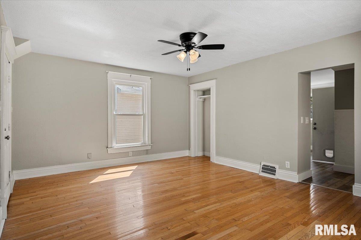 1901 South Spring Street Springfield, IL 62704 - Photo 5 of 21