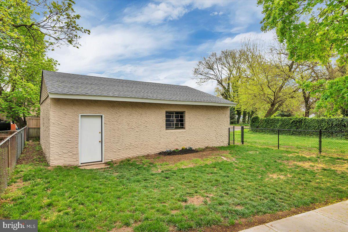 426 Bridge Street Beverly, NJ 08010 - Photo 23 of 28