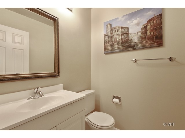 1221 Ranchview Court Buffalo Grove, IL 60089 - Photo 8 of 10