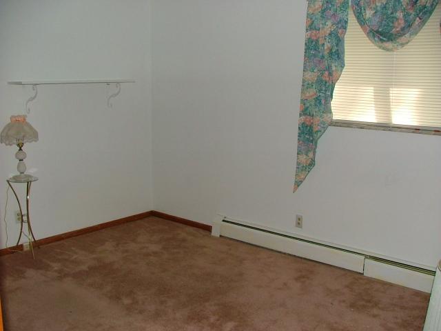 252 Bennington Road Indianapolis, IN 46227 - Photo 8 of 11 Gallery Image 8