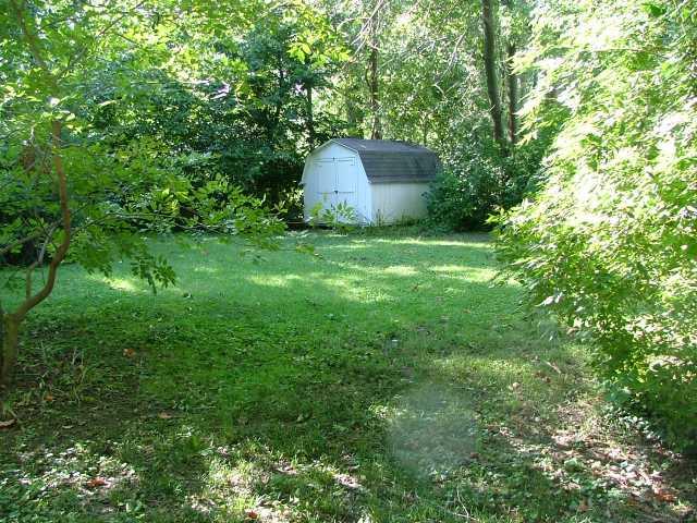 252 Bennington Road Indianapolis, IN 46227 - Photo 10 of 11 Gallery Image 10
