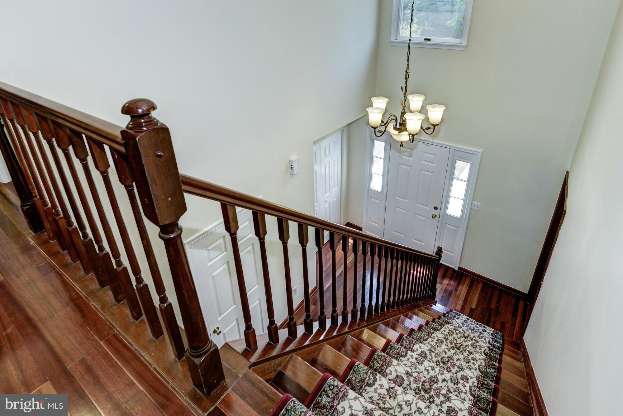 7220 Kindler Road Columbia, MD 21046 - Photo 22 of 30 Staircase/Foyer