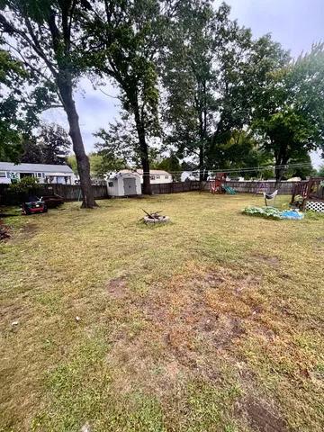 $2,800 | 12 Post Road, Enfield, CT 06082