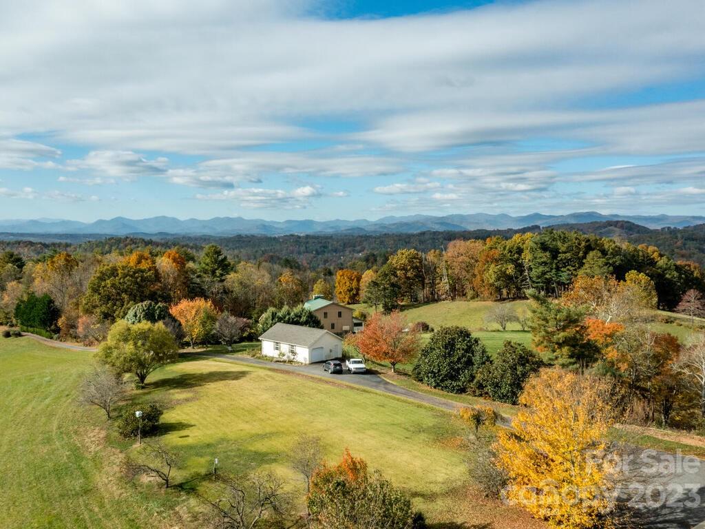 264 Hazel Brook Road Marshall, NC 28753 - Photo 16 of 47 a view of an ocean