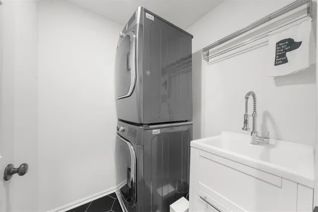 $1,200,000 | 515 Kent Road, Roswell, GA 30075