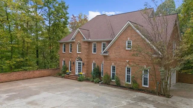 $1,200,000 | 515 Kent Road, Roswell, GA 30075