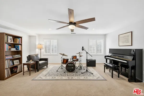 $1,100,000 | 28346 Linda Vista Street, Canyon Country, CA 91387