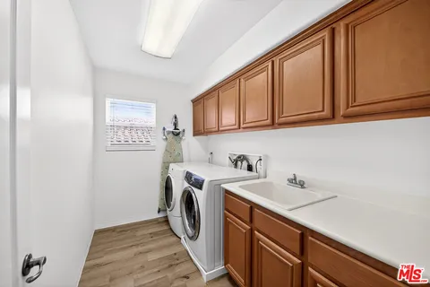 $1,100,000 | 28346 Linda Vista Street, Santa Clarita, CA 91387