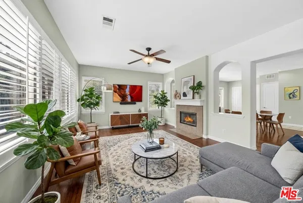 $1,100,000 | 28346 Linda Vista Street, Canyon Country, CA 91387