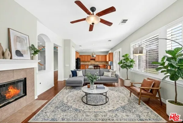 $1,100,000 | 28346 Linda Vista Street, Canyon Country, CA 91387