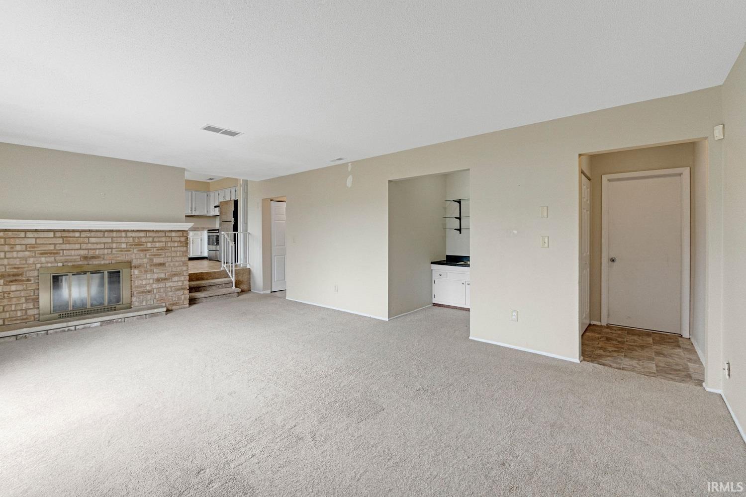 6830 Selkirk Drive Fort Wayne, IN 46816 - Photo 14 of 36