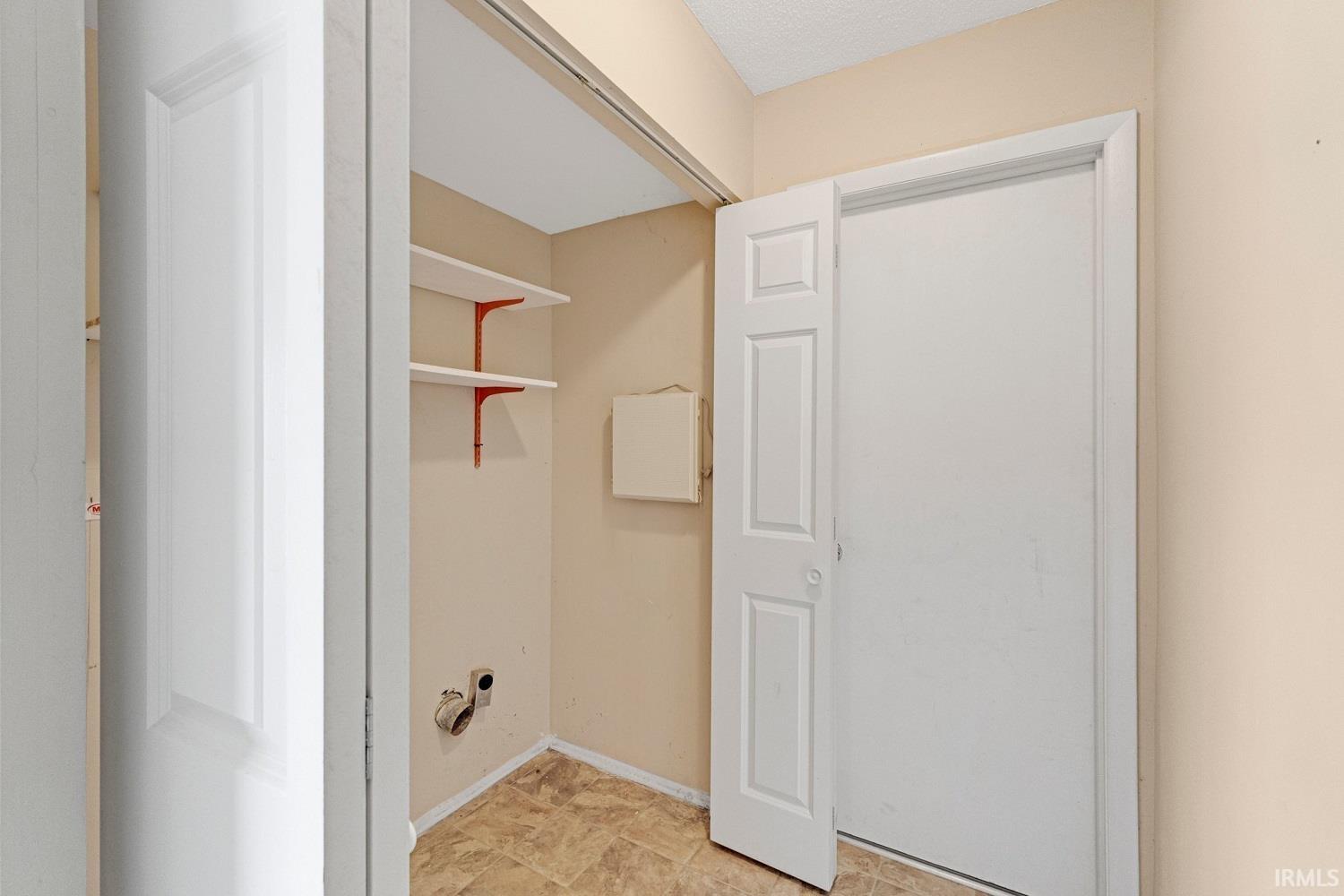 6830 Selkirk Drive Fort Wayne, IN 46816 - Photo 21 of 36