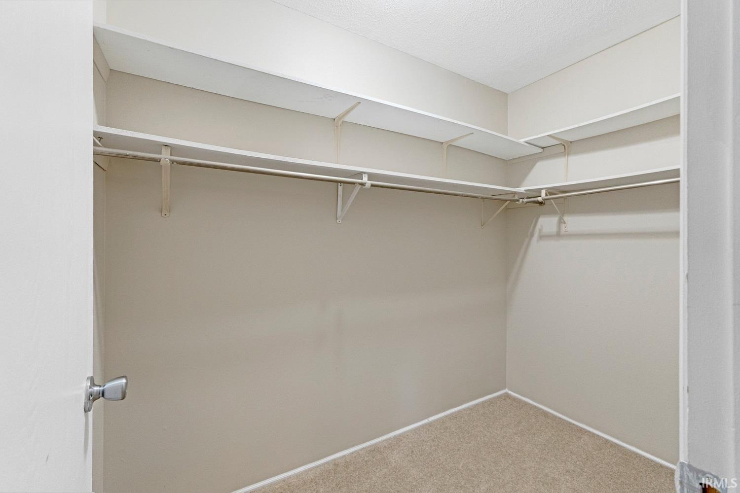 6830 Selkirk Drive Fort Wayne, IN 46816 - Photo 26 of 36