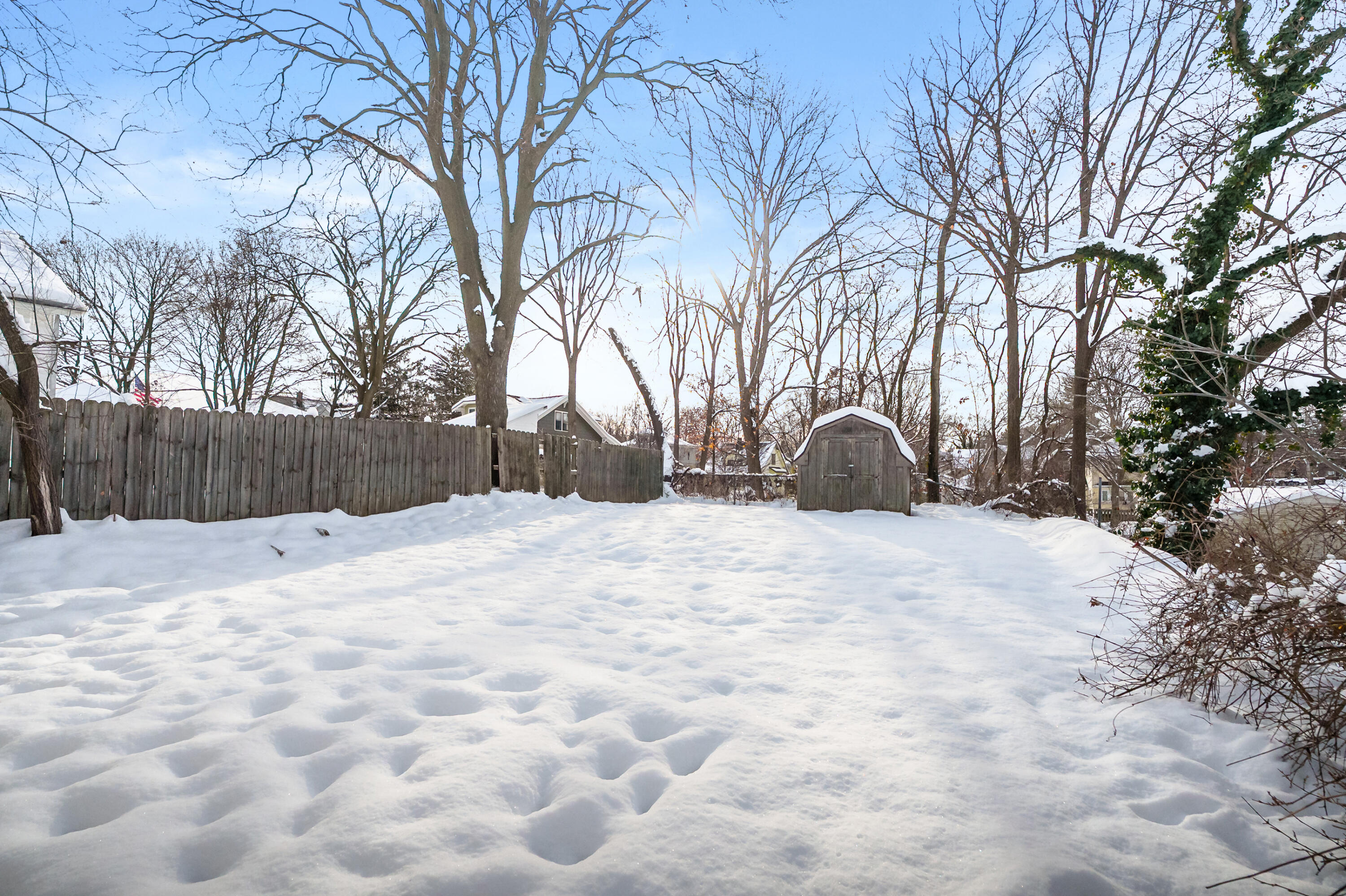 826 Fulton Street Kalamazoo, MI 49001 - Photo 17 of 20 Fulton St 826 Kalamazoo 49001-16