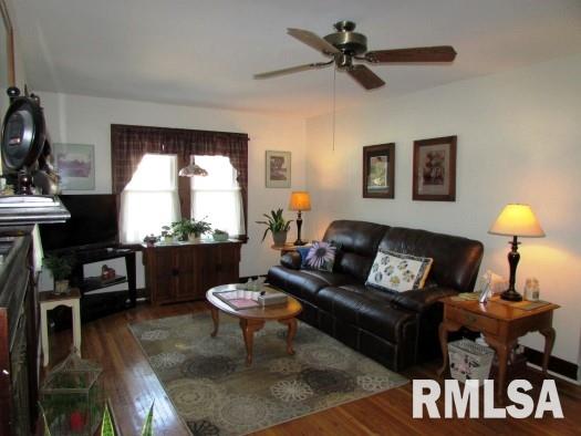 400 North Main Street Washington, IL 61571 - Photo 6 of 34 Gallery Image 6