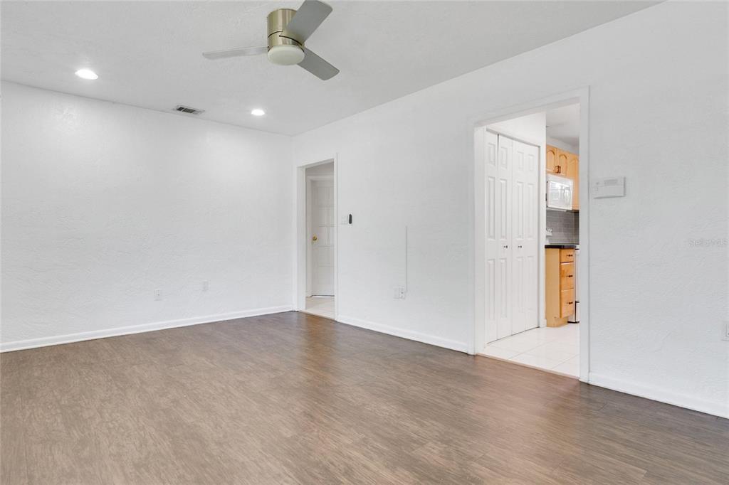 2482 Roxbury Road Winter Park, FL 32789 - Photo 4 of 20