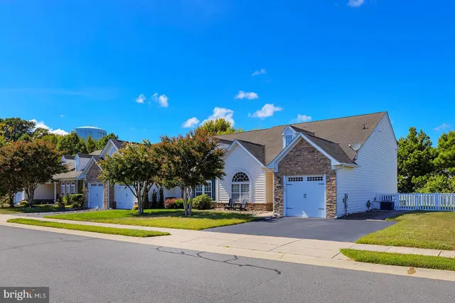 $499,999 | 37484 Oliver Drive, Selbyville, DE 19975