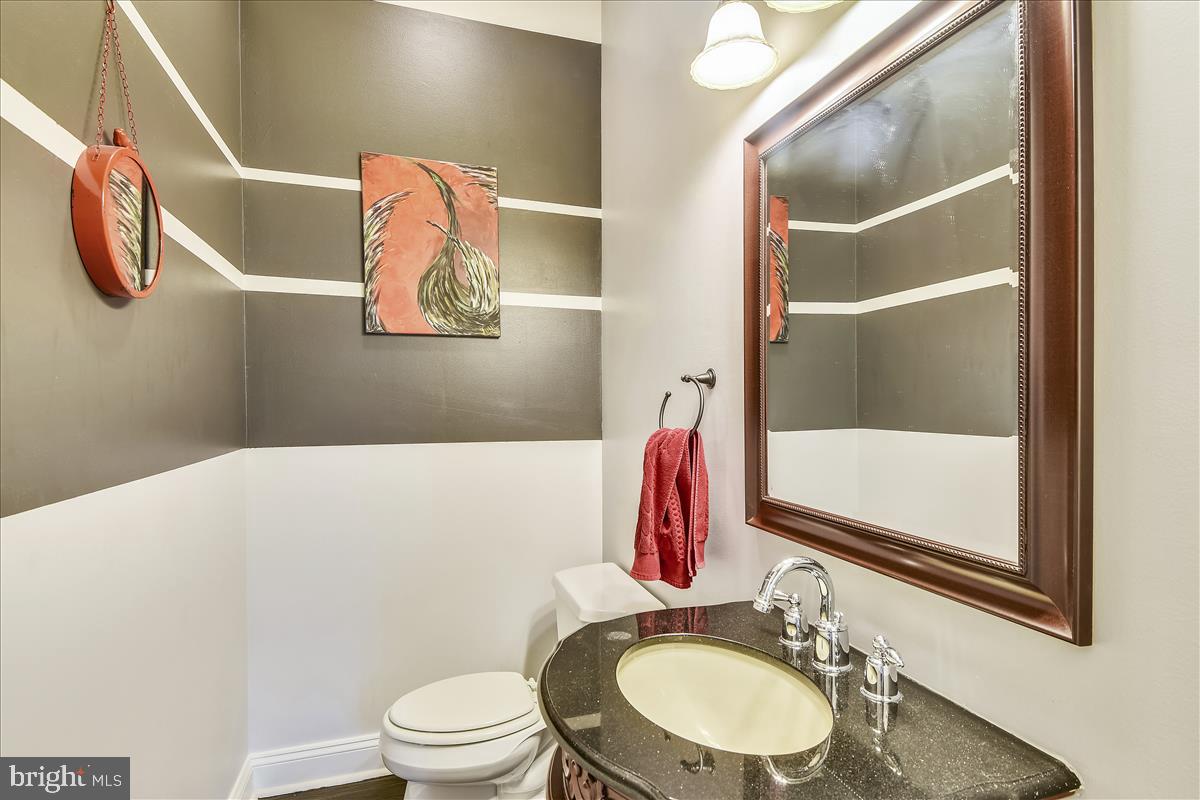 1315 South Seneca Road Baltimore, MD 21220 - Photo 20 of 84 Full Bath