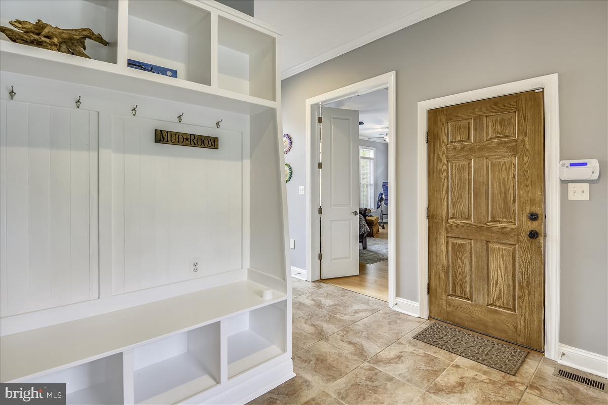 1315 South Seneca Road Baltimore, MD 21220 - Photo 29 of 84 Mud Room