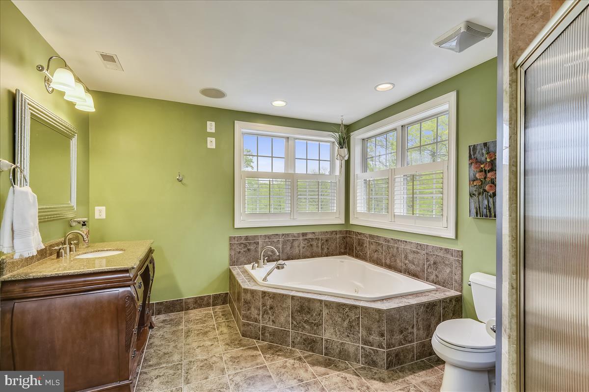 1315 South Seneca Road Baltimore, MD 21220 - Photo 34 of 84 Master Full Bath