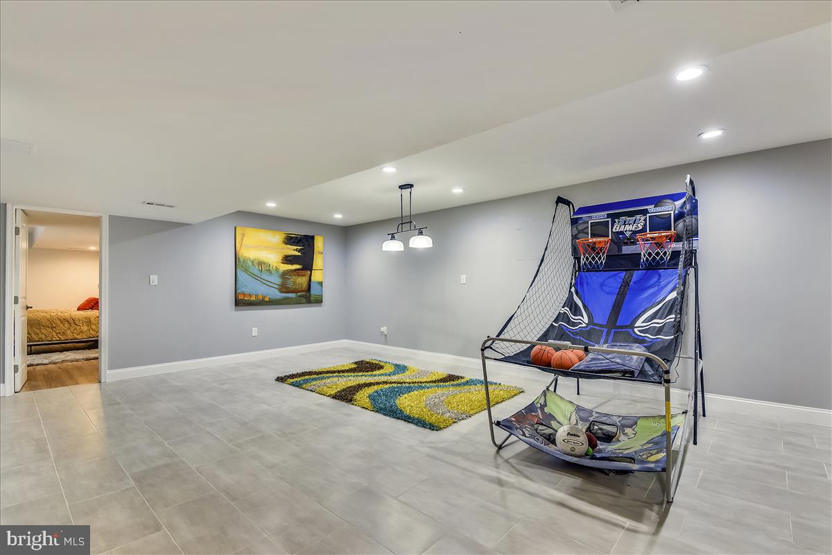 1315 South Seneca Road Baltimore, MD 21220 - Photo 59 of 84 Game Room
