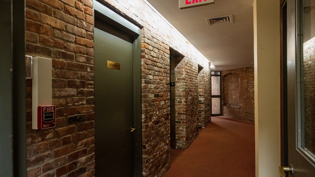 555 South Main Street, Unit 321 Providence, RI 02903 - Photo 6 of 22 a view of entryway