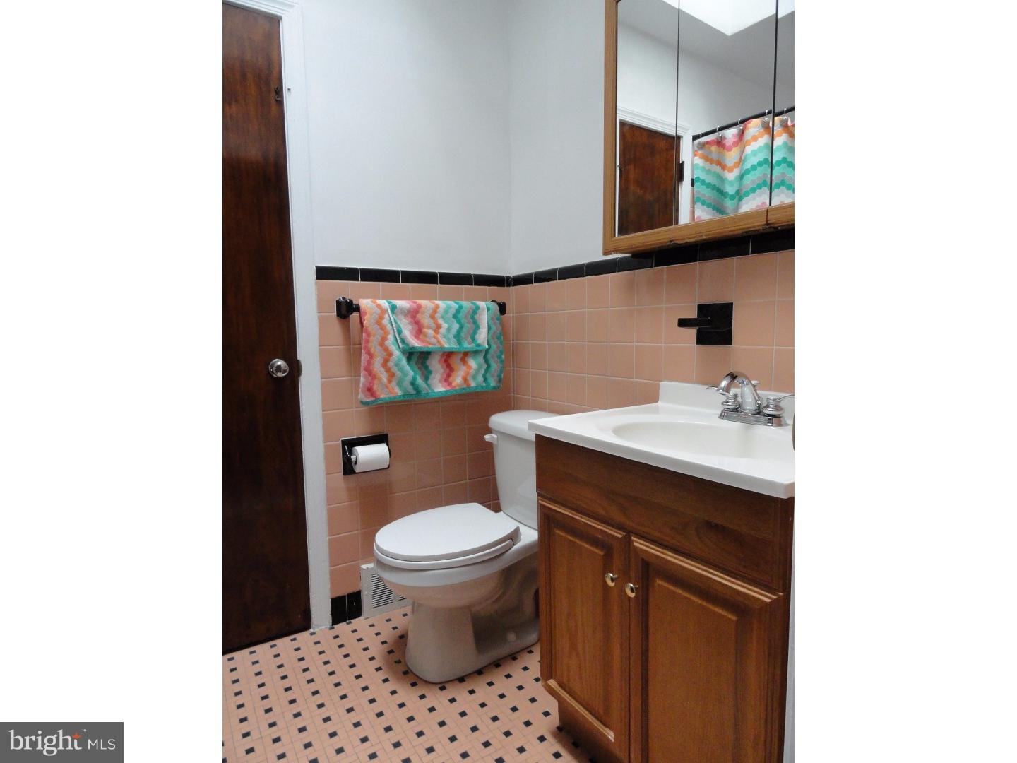 9052 Wesleyan Road Philadelphia, PA 19136 - Photo 8 of 12 Bathroom