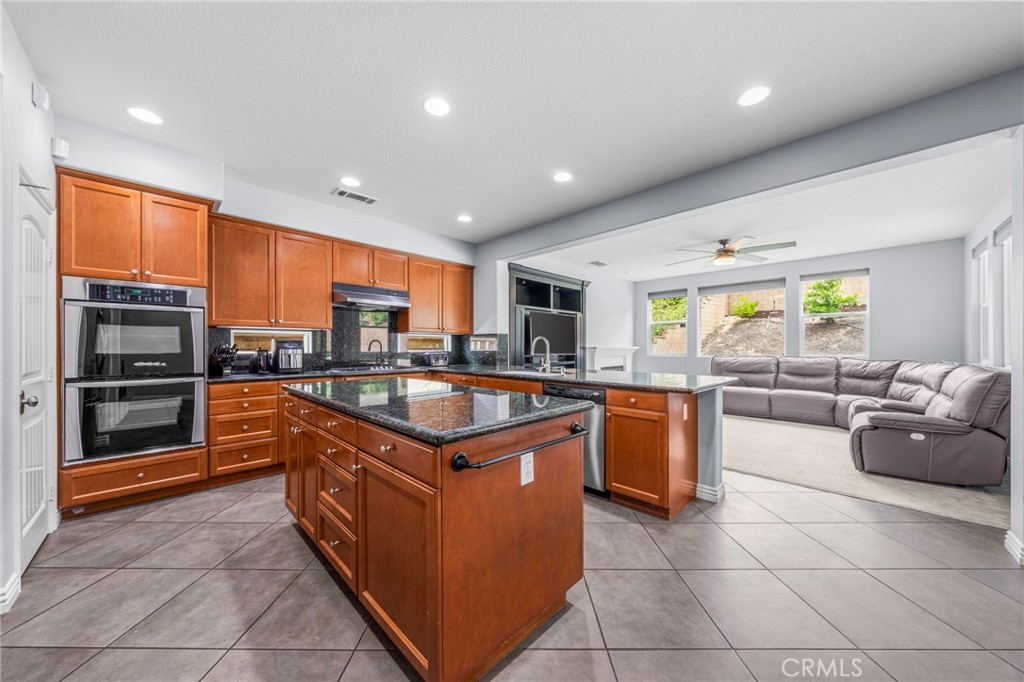 25614 Red Hawk Road Corona, CA 92883 - Photo 13 of 64