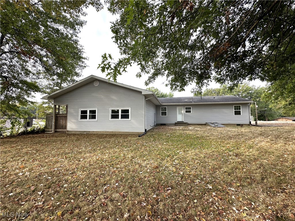 3000 Parkman Road Northwest Warren, OH 44485 - Photo 25 of 26
