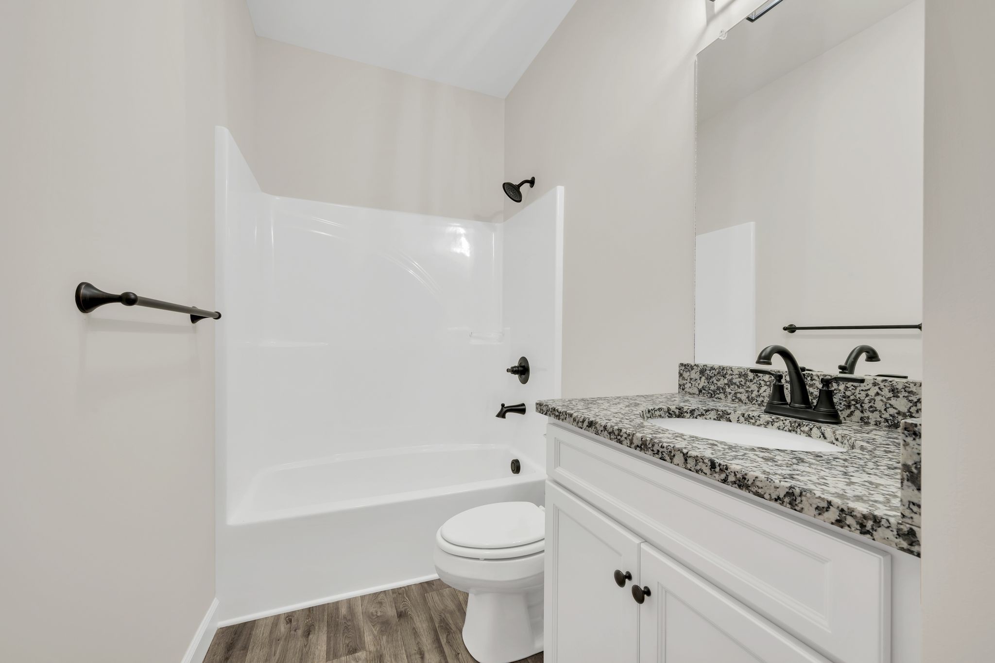 1726 Columbia Road Dickson, TN 37055 - Photo 23 of 34 Gallery Image 23