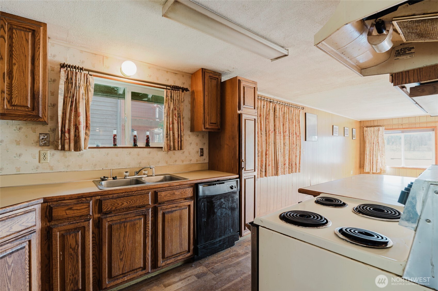 4949 Waldrick Road Southeast Olympia, WA 98501 - Photo 11 of 40 Gallery Image 11
