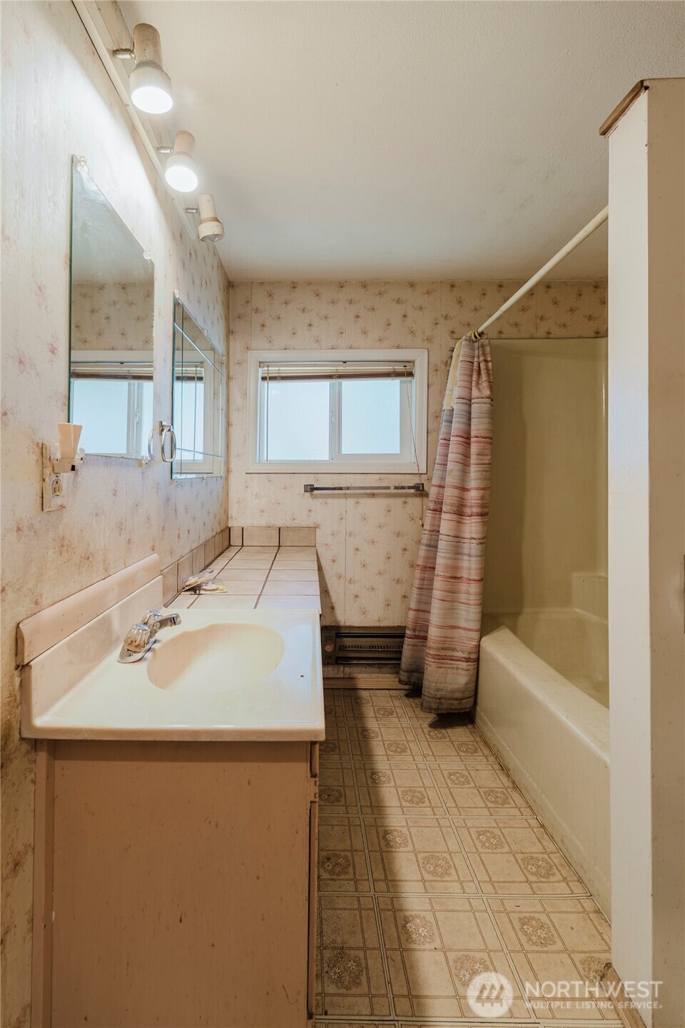 4949 Waldrick Road Southeast Olympia, WA 98501 - Photo 12 of 40 Gallery Image 12