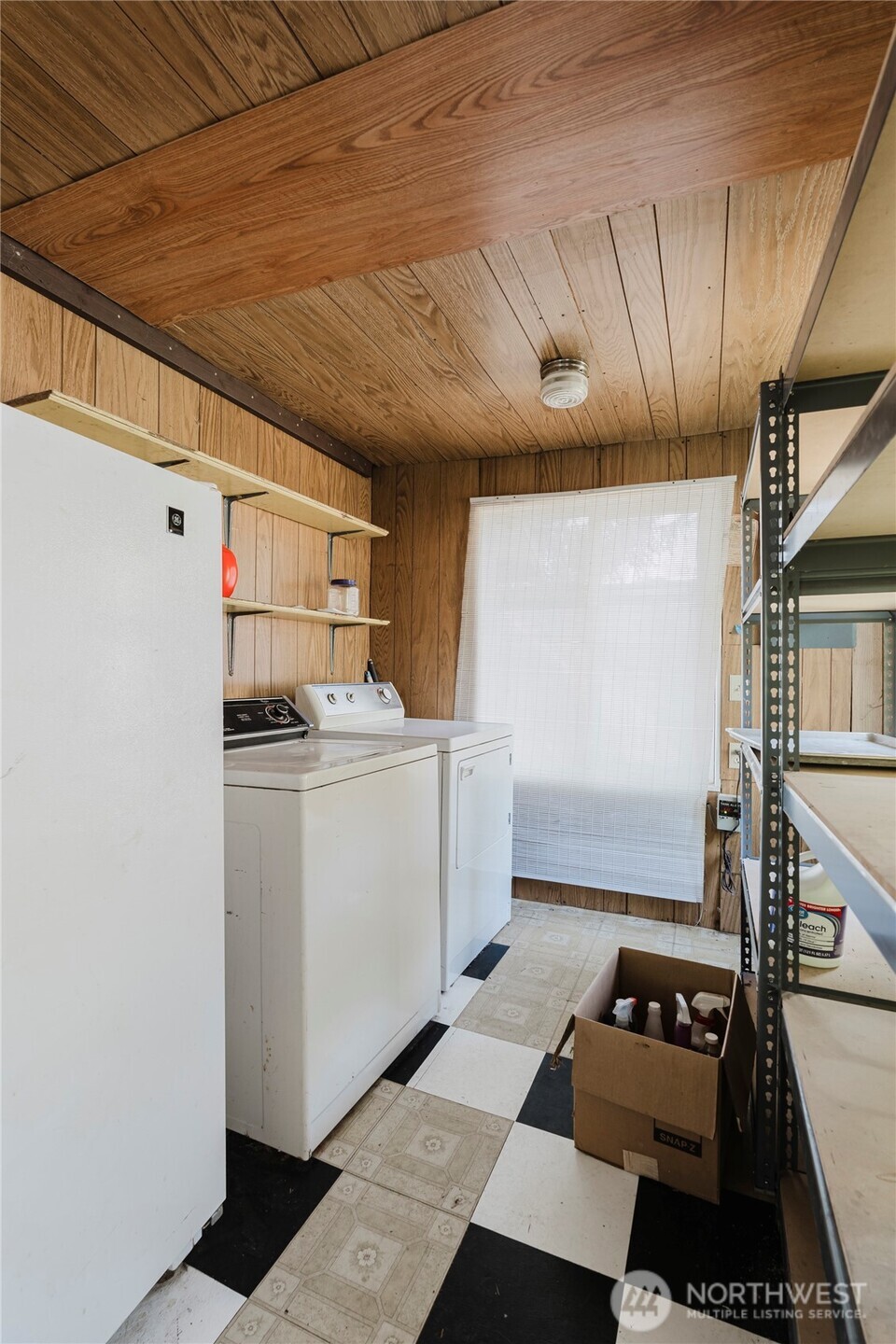 4949 Waldrick Road Southeast Olympia, WA 98501 - Photo 13 of 40 Gallery Image 13