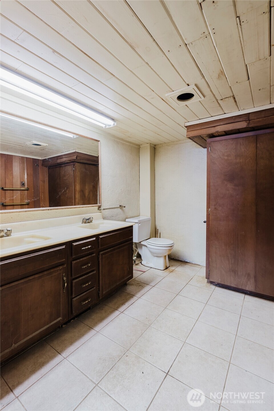 4949 Waldrick Road Southeast Olympia, WA 98501 - Photo 16 of 40 Gallery Image 16