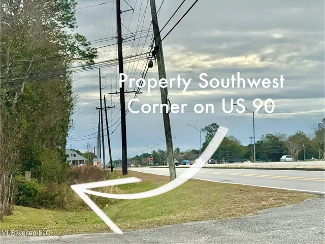 $1,500,000 | 1208 De La Pointe Drive, Gautier, MS 39553