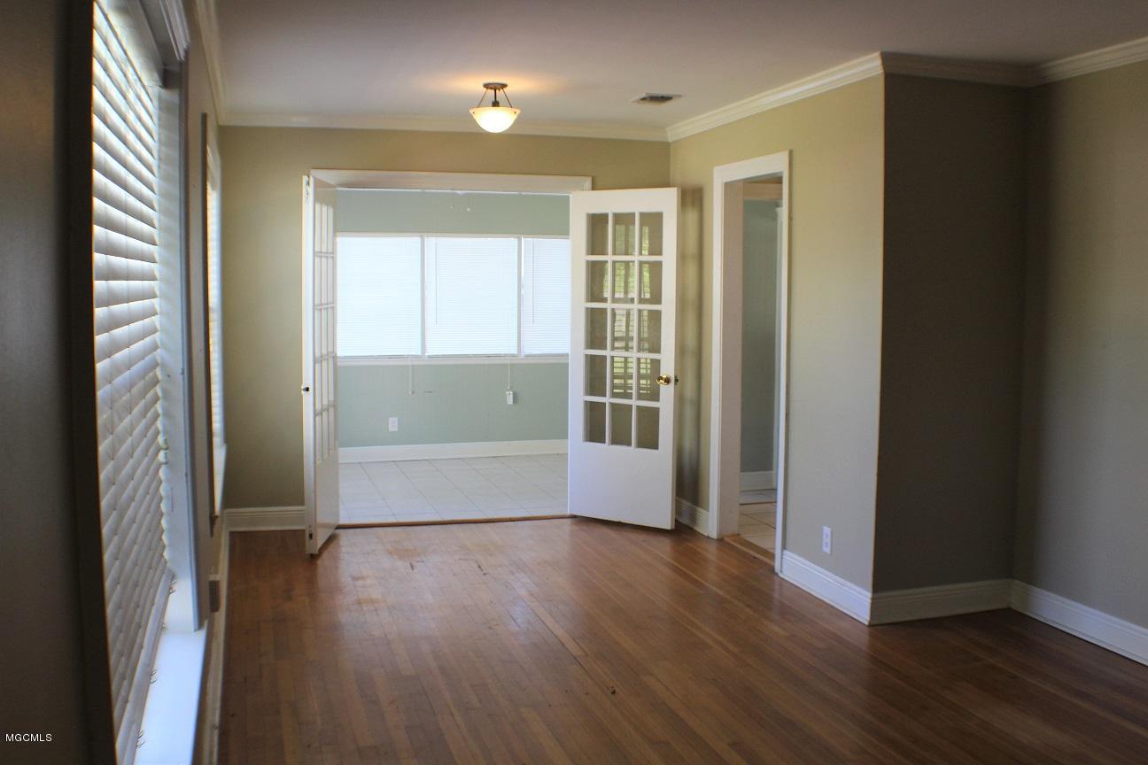 1746 Courthouse Road Gulfport, MS 39507 - Photo 7 of 14 IMG_0357