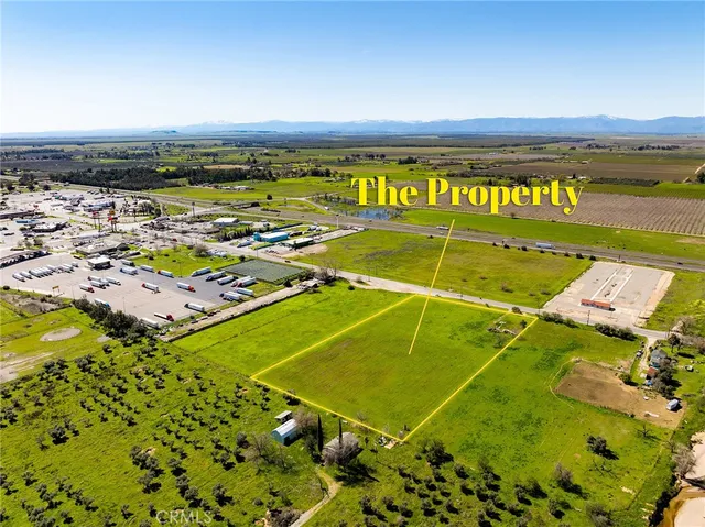 a view of tennis court