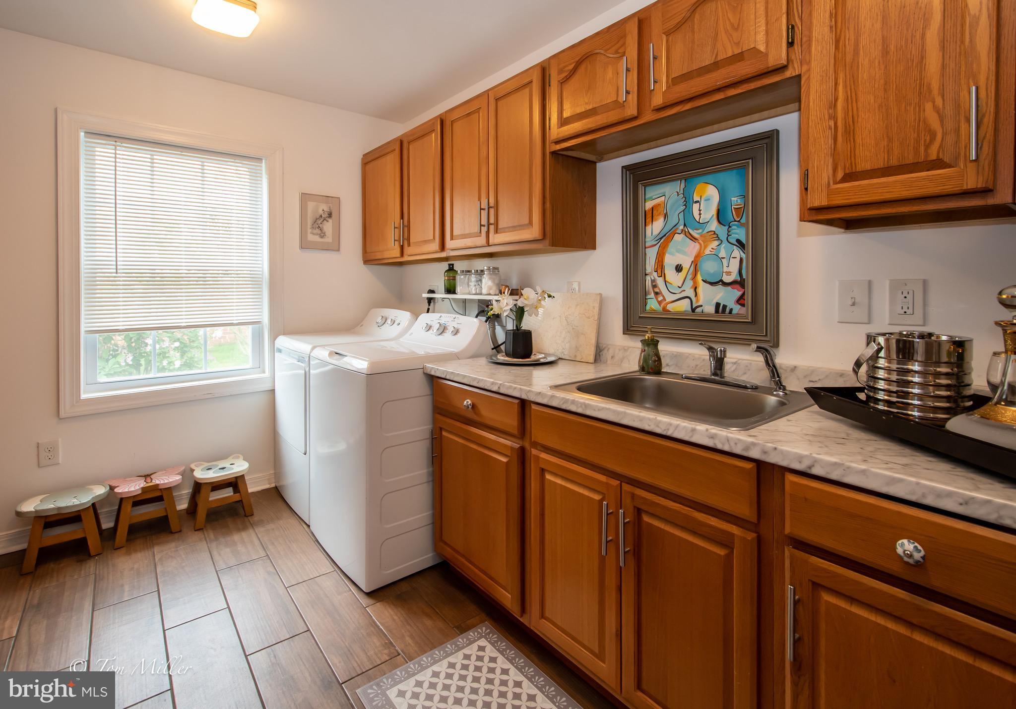 1204 Merediths Ford Road Towson, MD 21286 - Photo 37 of 49 Laundry/Second kitchen with garage access