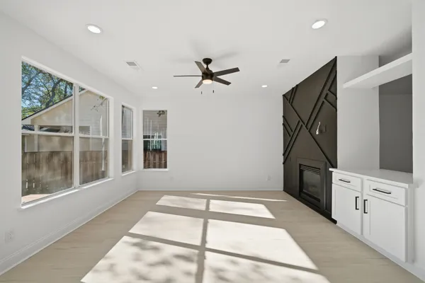 $465,999 | 82 North Apple Springs Circle, The Woodlands, TX 77382