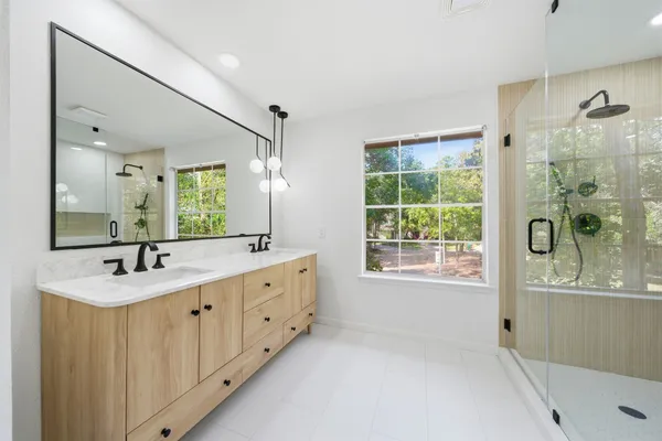 $465,999 | 82 North Apple Springs Circle, The Woodlands, TX 77382