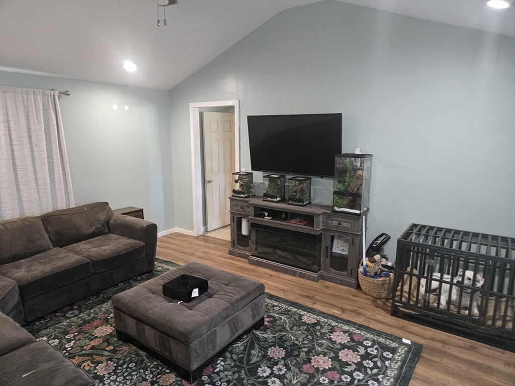 82 Brookside Road Rockland, MA 02370 - Photo 9 of 19 Gallery Image 9