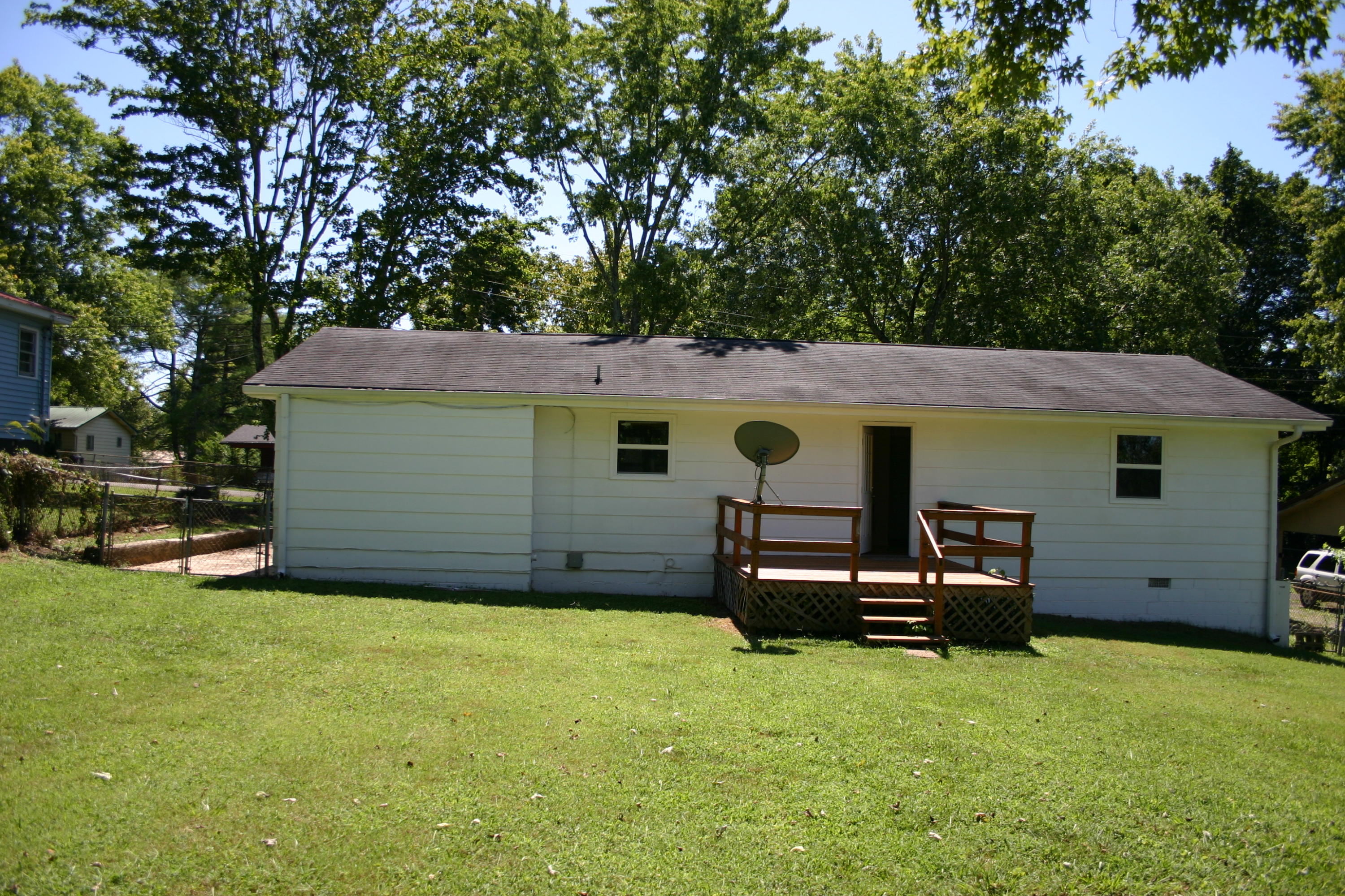 505 Southeast Ridge Drive Cleveland, TN 37323 - Photo 12 of 14 IMG_7902