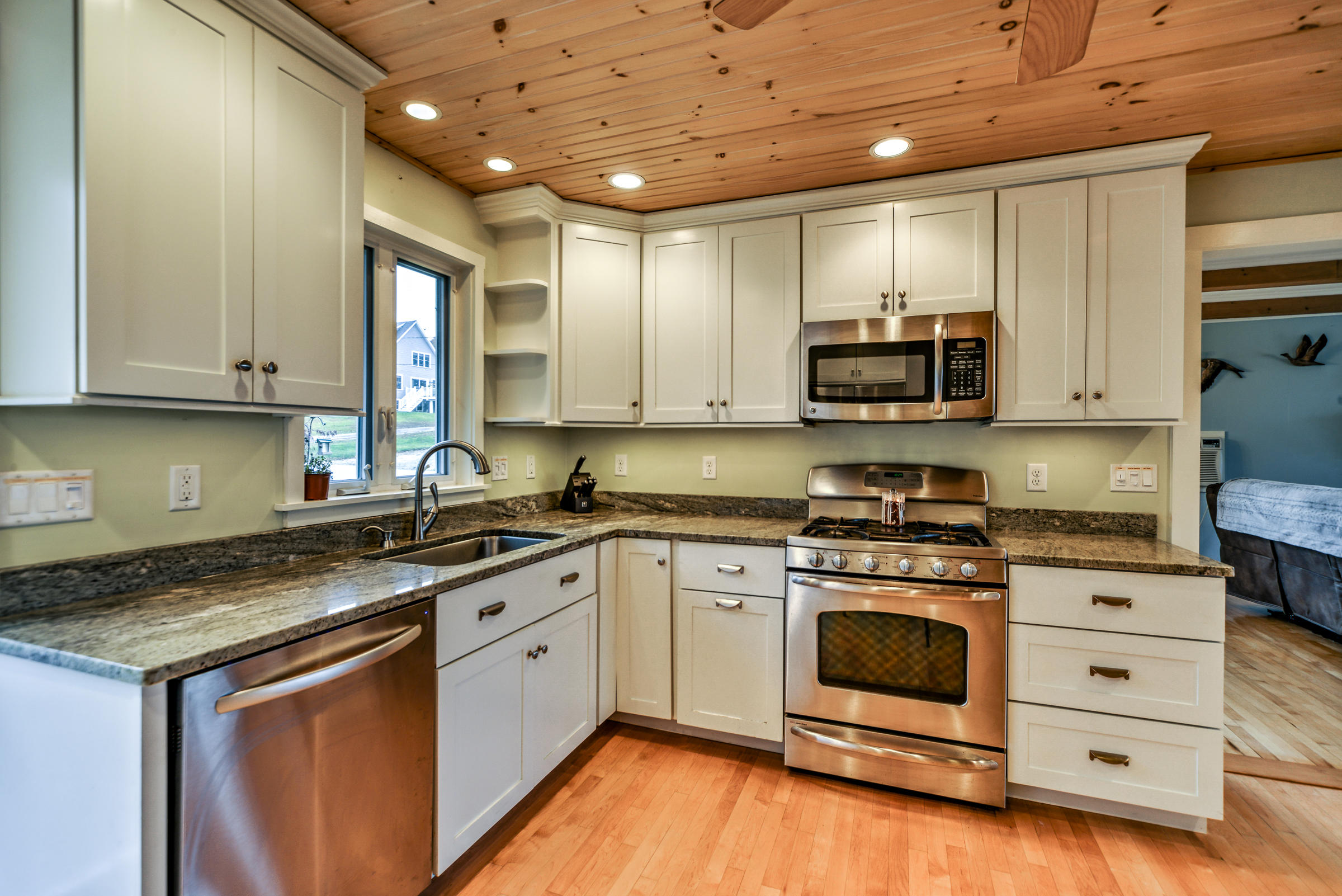 28 Hiltons Run Kittery Point, ME 03905 - Photo 11 of 70 108167-22