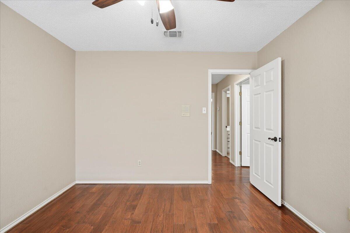 5512 83rd Street Lubbock, TX 79424 - Photo 29 of 39 34-5512_83rd_st_035