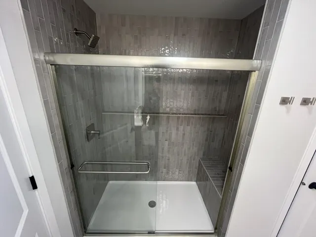 $599,900 | 2491 Boulder Drive, Slinger, WI 53086